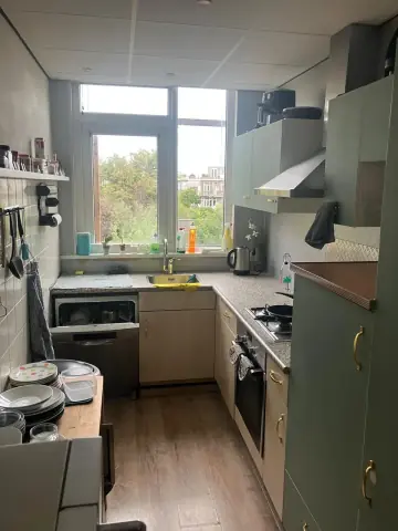 Kamer Dierenselaan, Den Haag - Te Huur