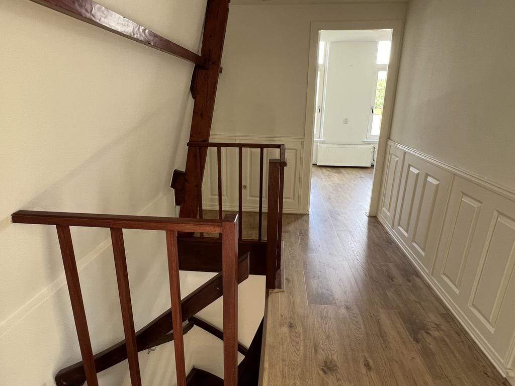 Image 22 of 28