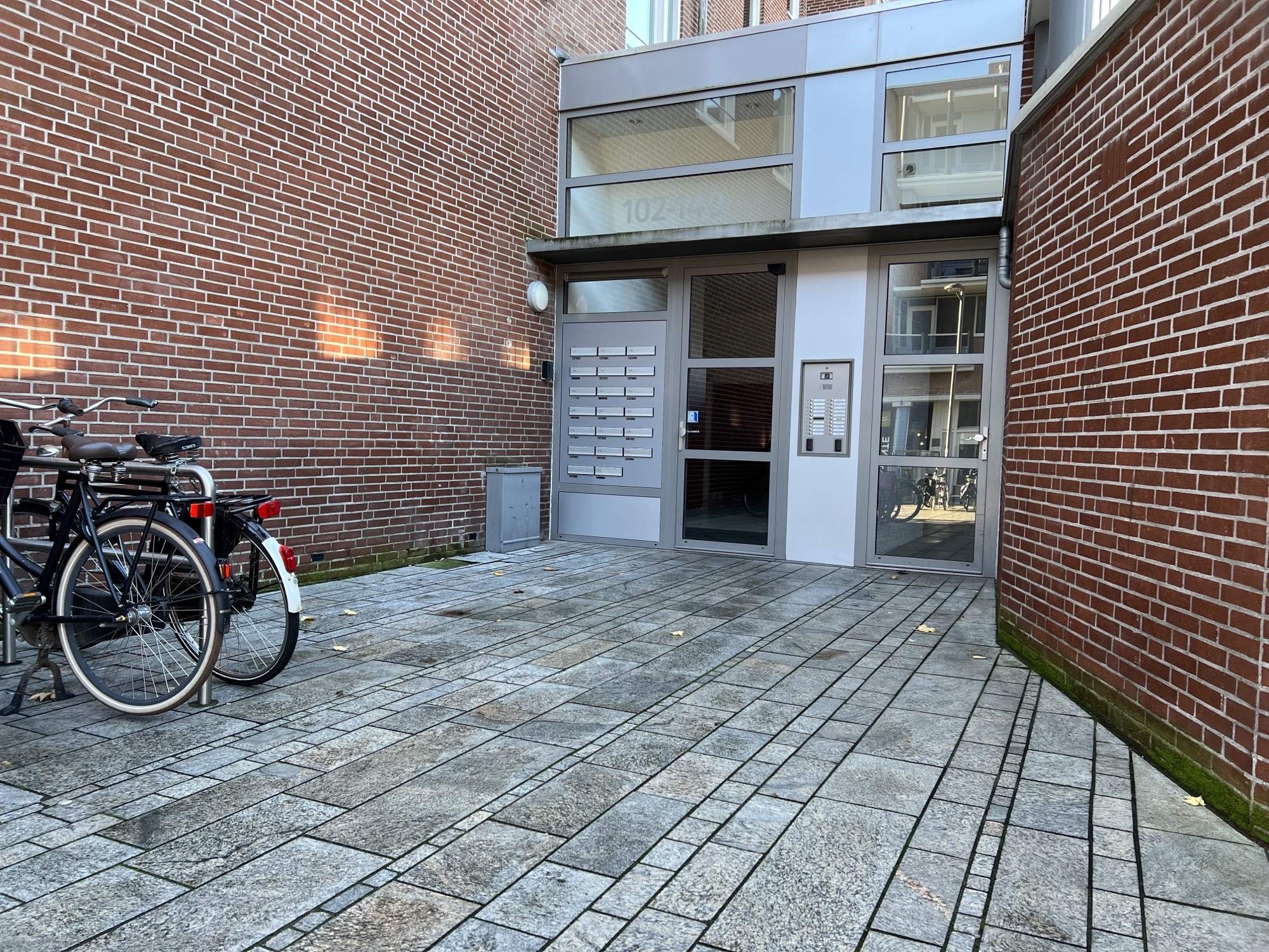 Afbeelding 1 van 8