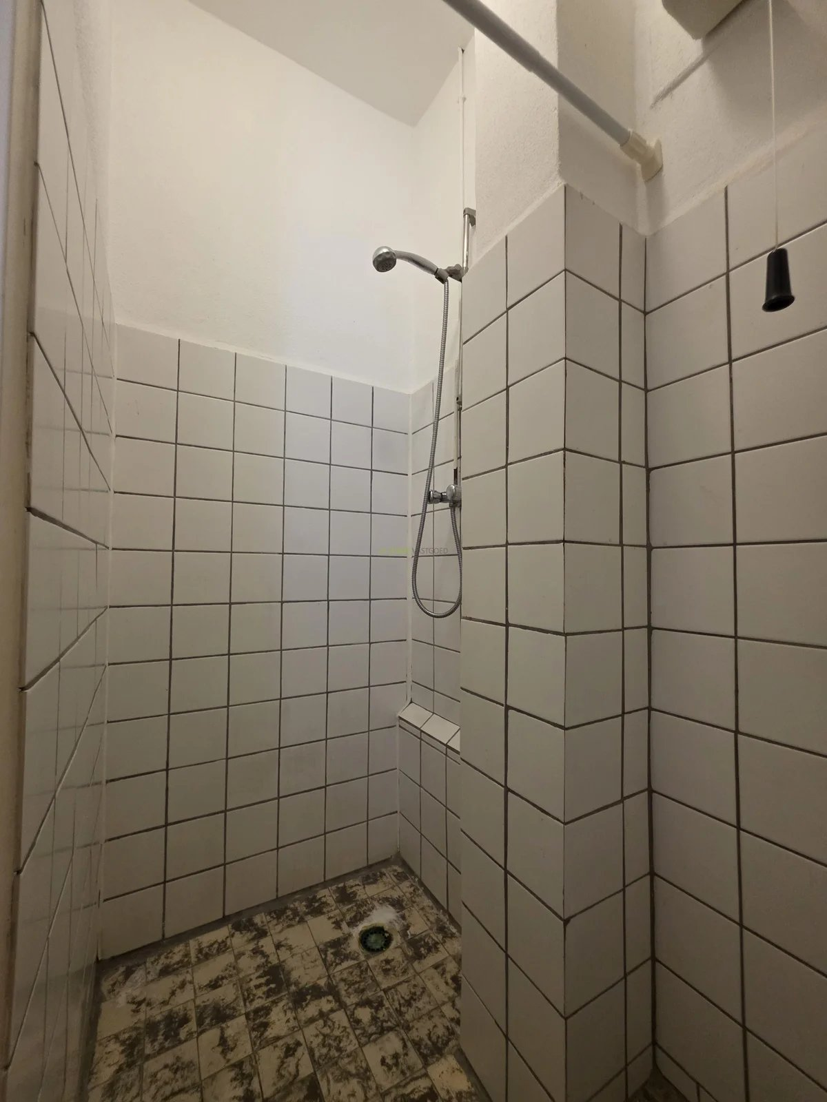 Image 7 of 9