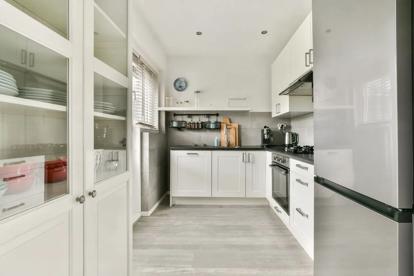 Image 10 of 27