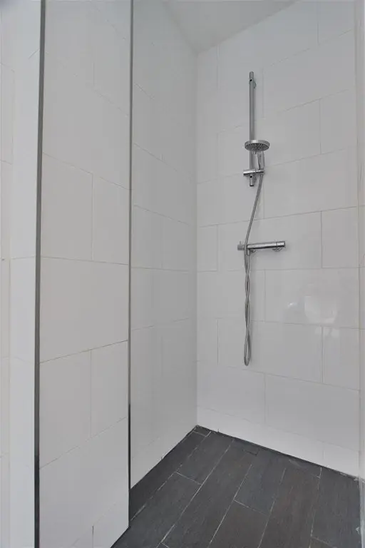 Image 21 of 22