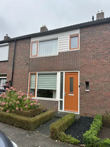 Tussenwoning Achterkerspel 19, Gendringen - Te Huur