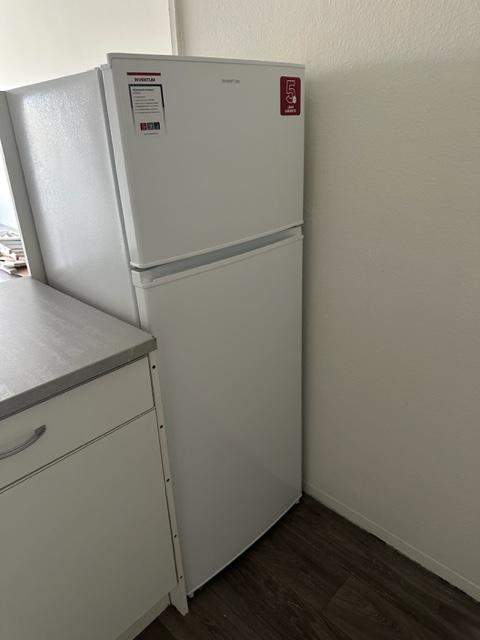 Image 7 of 19