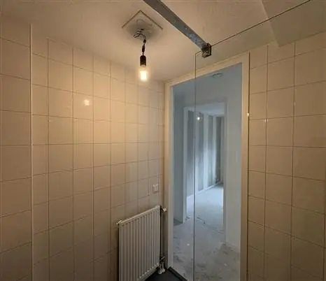 Image 20 of 41