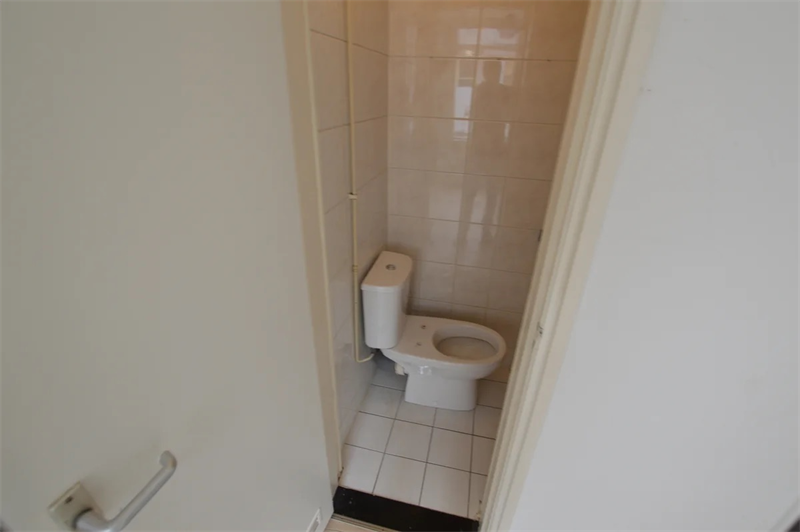 Image 8 of 9