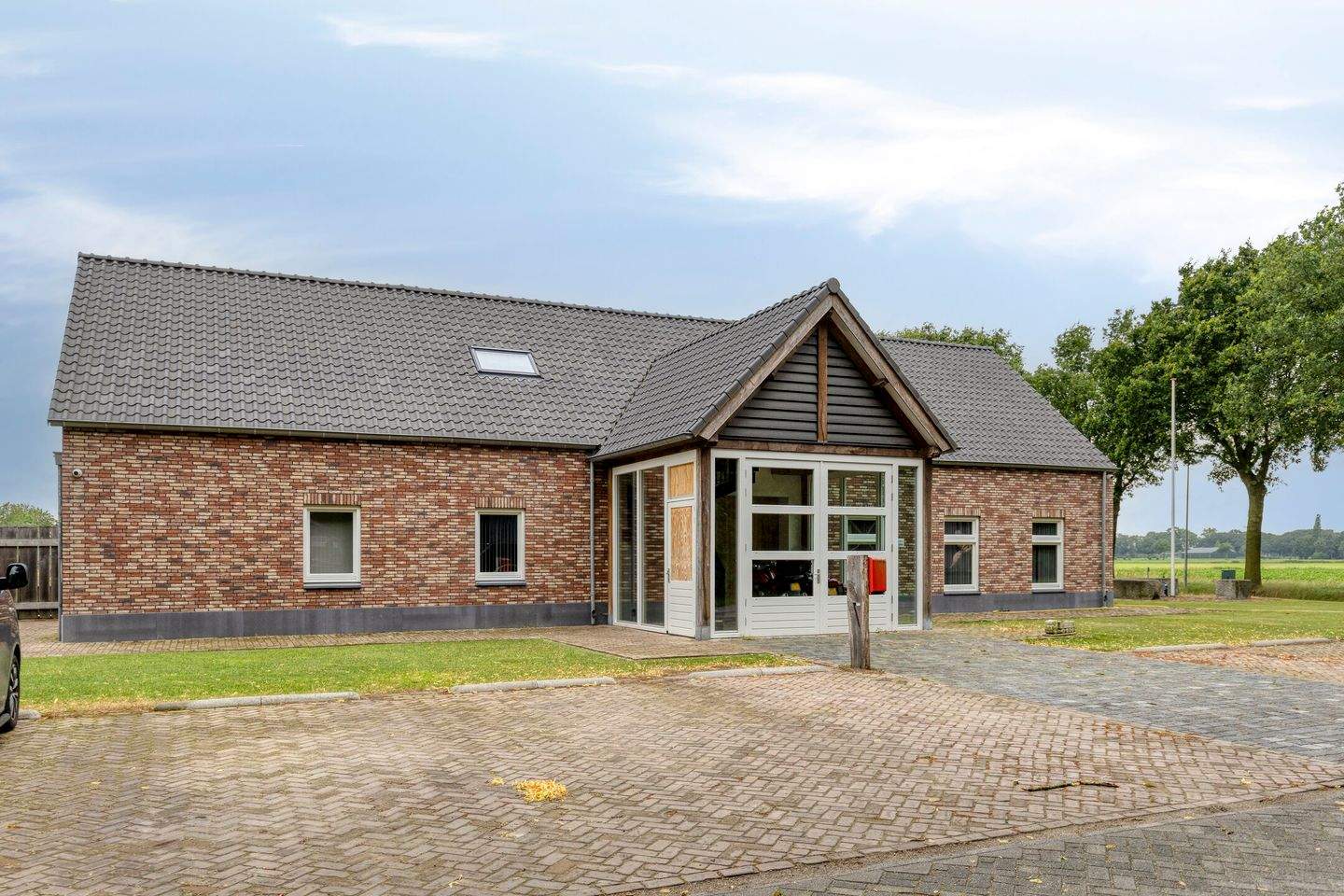 Bild 25 von 27