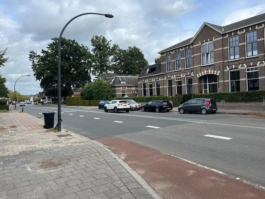 Image 21 sur 24