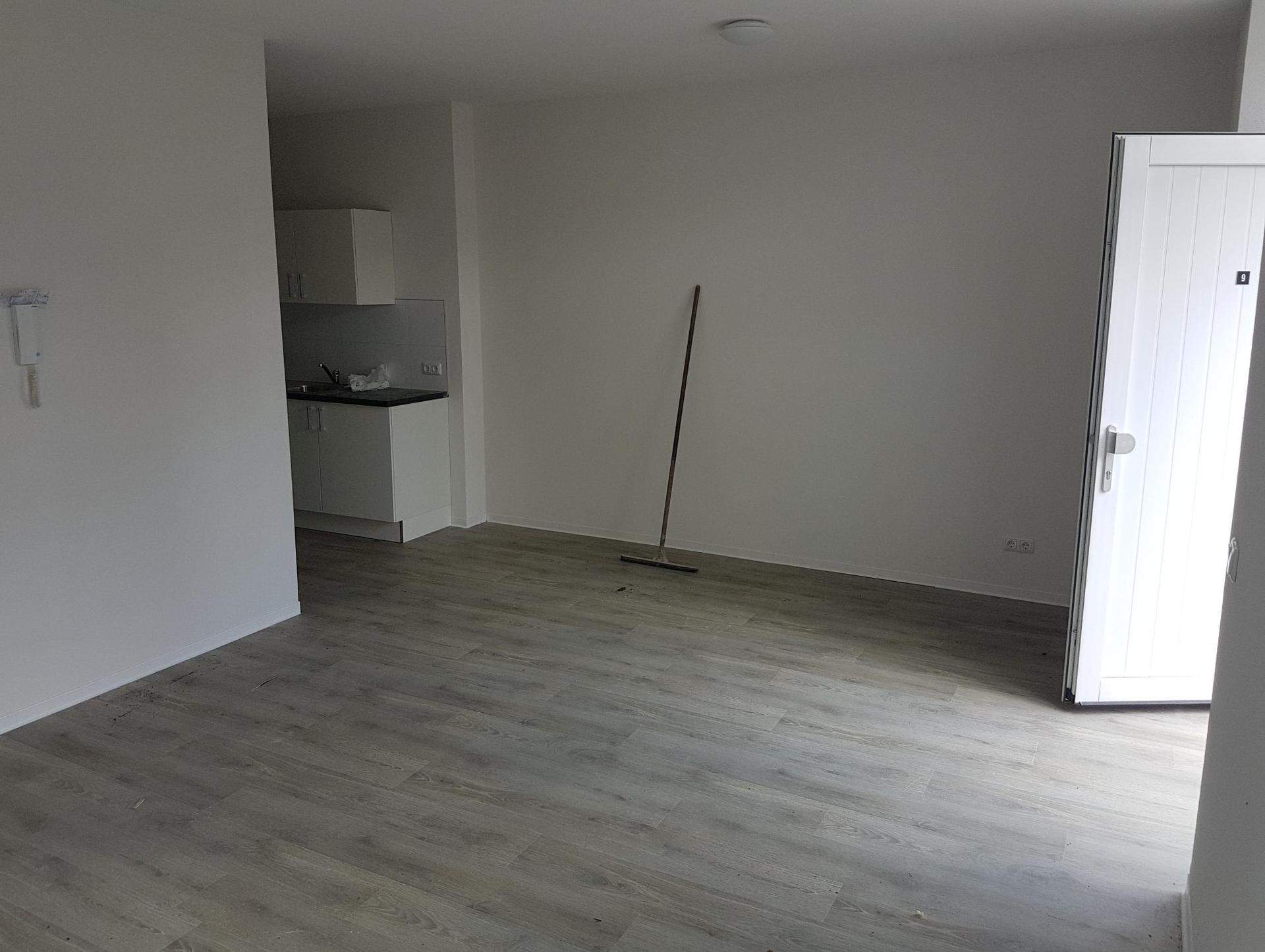 Bild 2 von 10