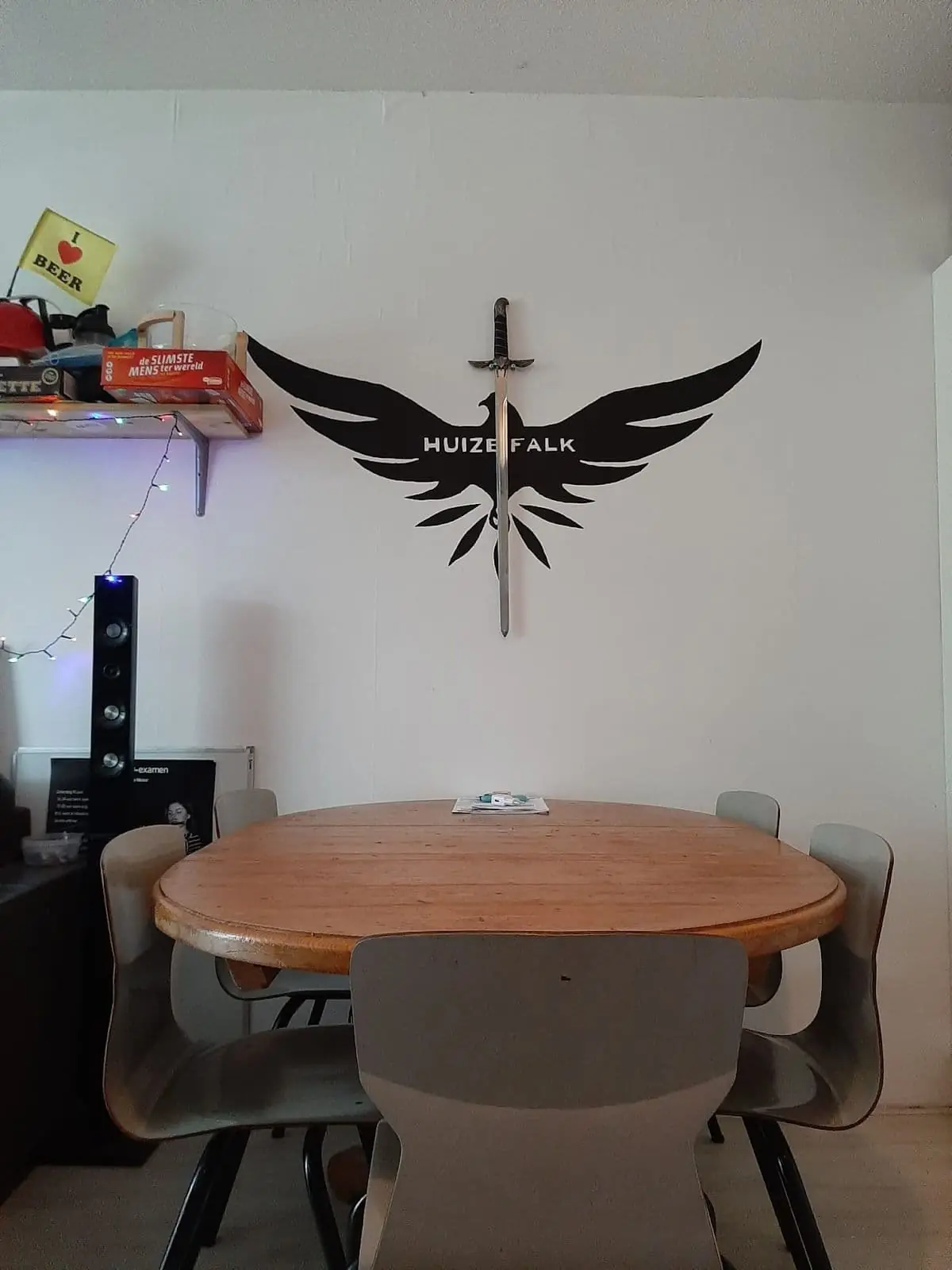 Image 2 of 7