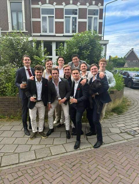Afbeelding 3 van 8