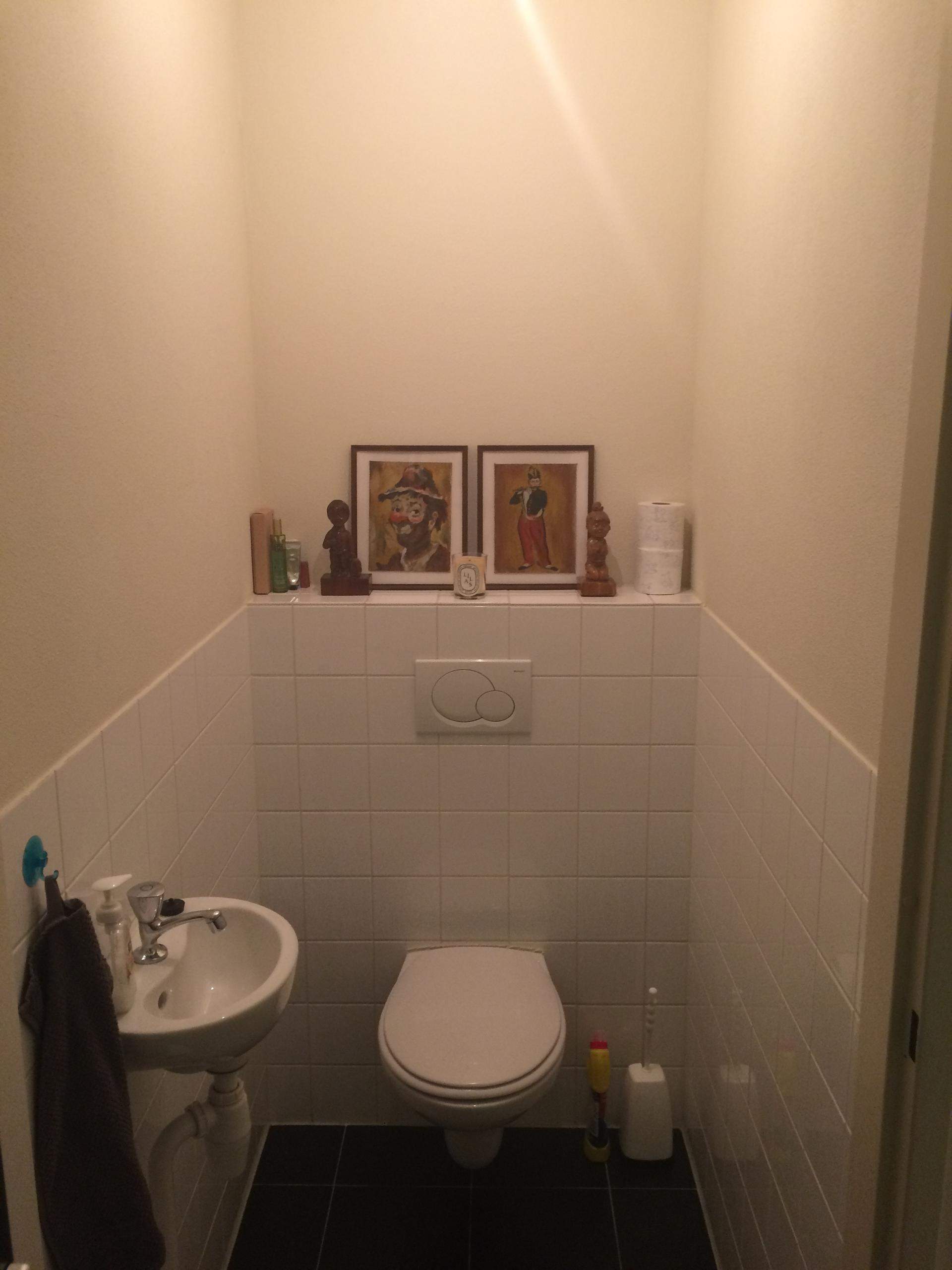 Image 2 of 10