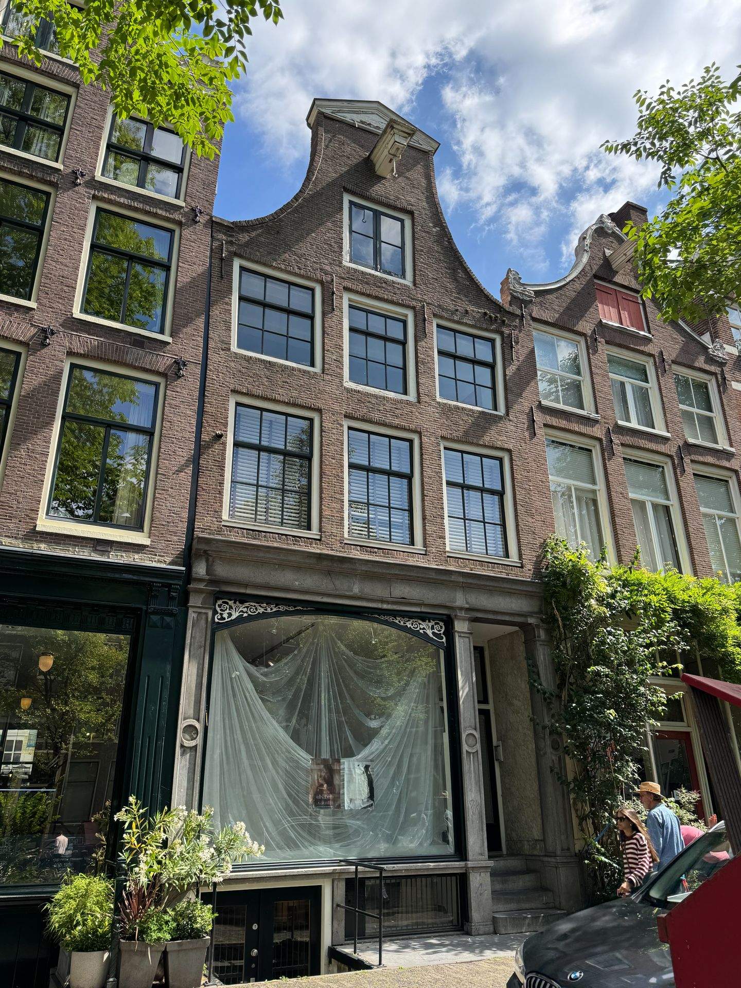 Afbeelding 1 van 12