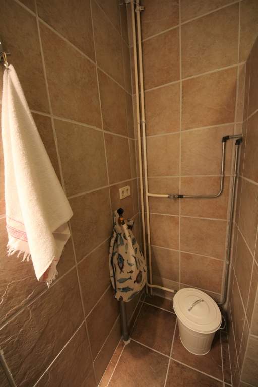 Image 7 of 14