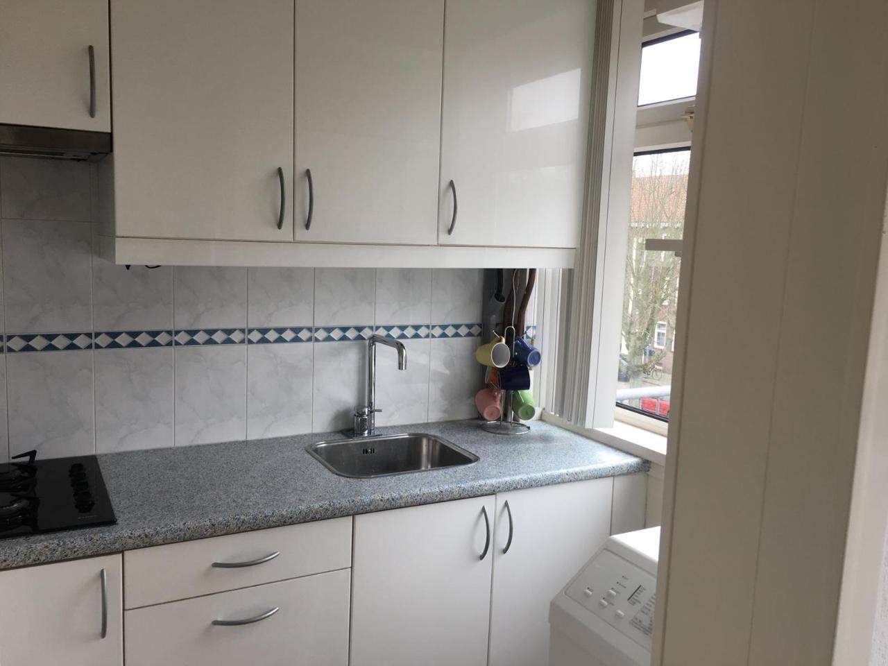 Image 2 of 10