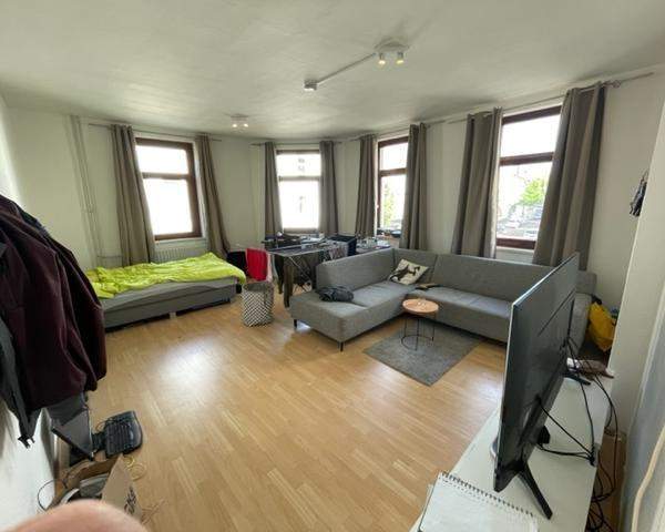 Bild 1 von 8