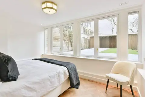 Apartment Leidsekade 76-A, Amsterdam (Leidsebuurt-Zuidwest)