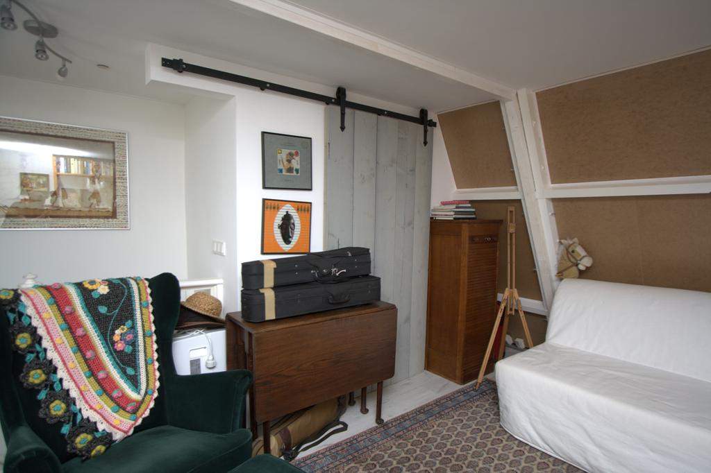 Image 19 of 24