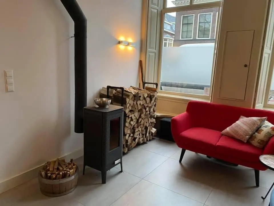 Image 2 of 48