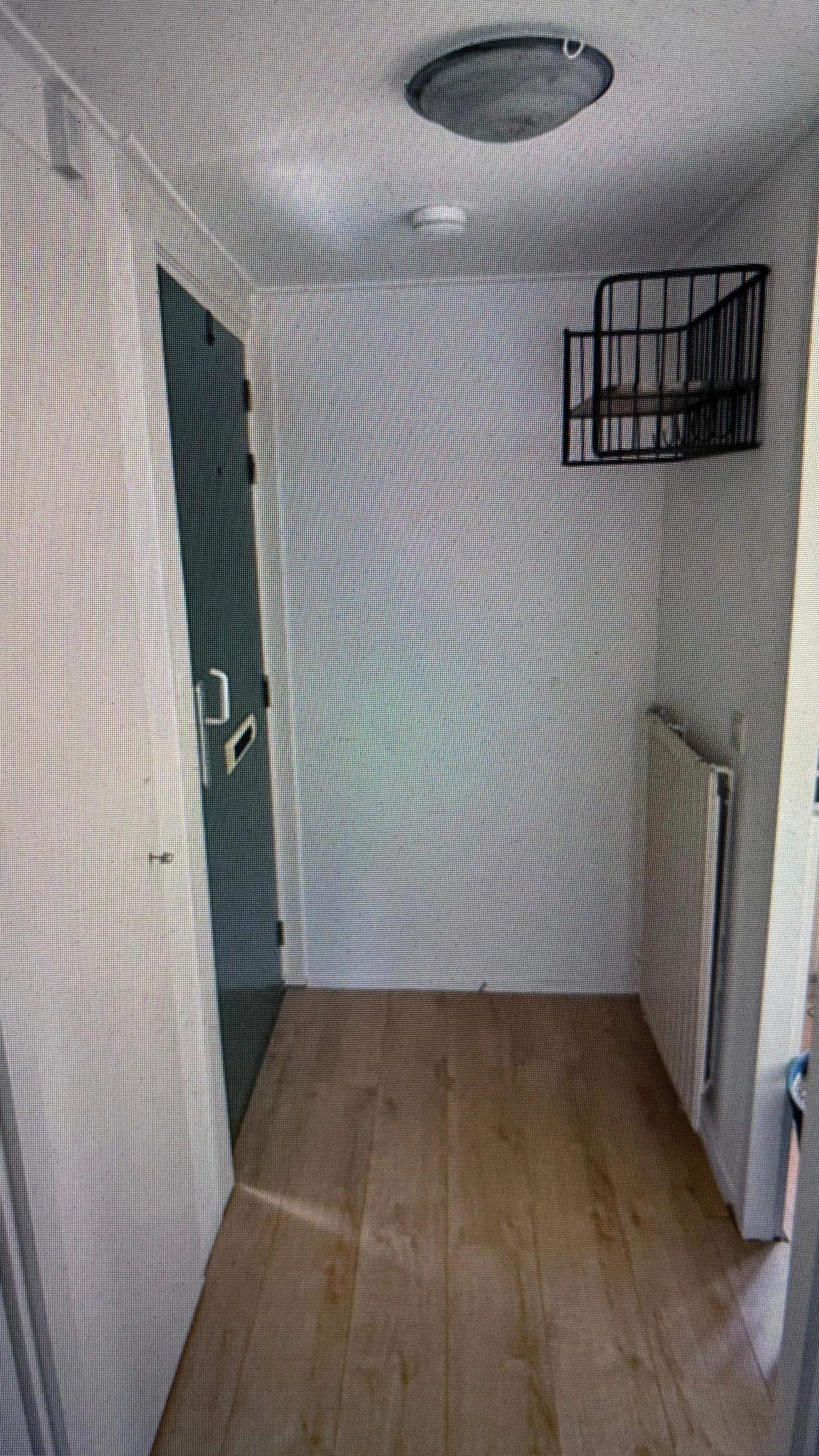 Bild 2 von 9
