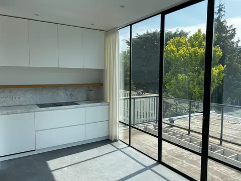 Studio Laan van Meerdervoort, Den Haag - For Rent