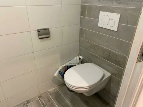Ongemeubileerde kamer Delftselaan, Den Haag - Te huur