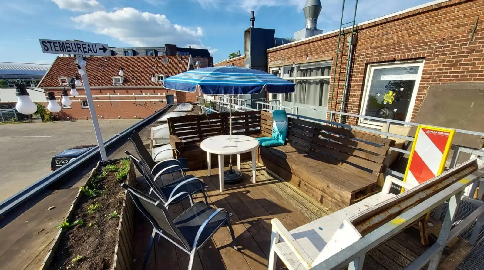 Image 5 sur 7