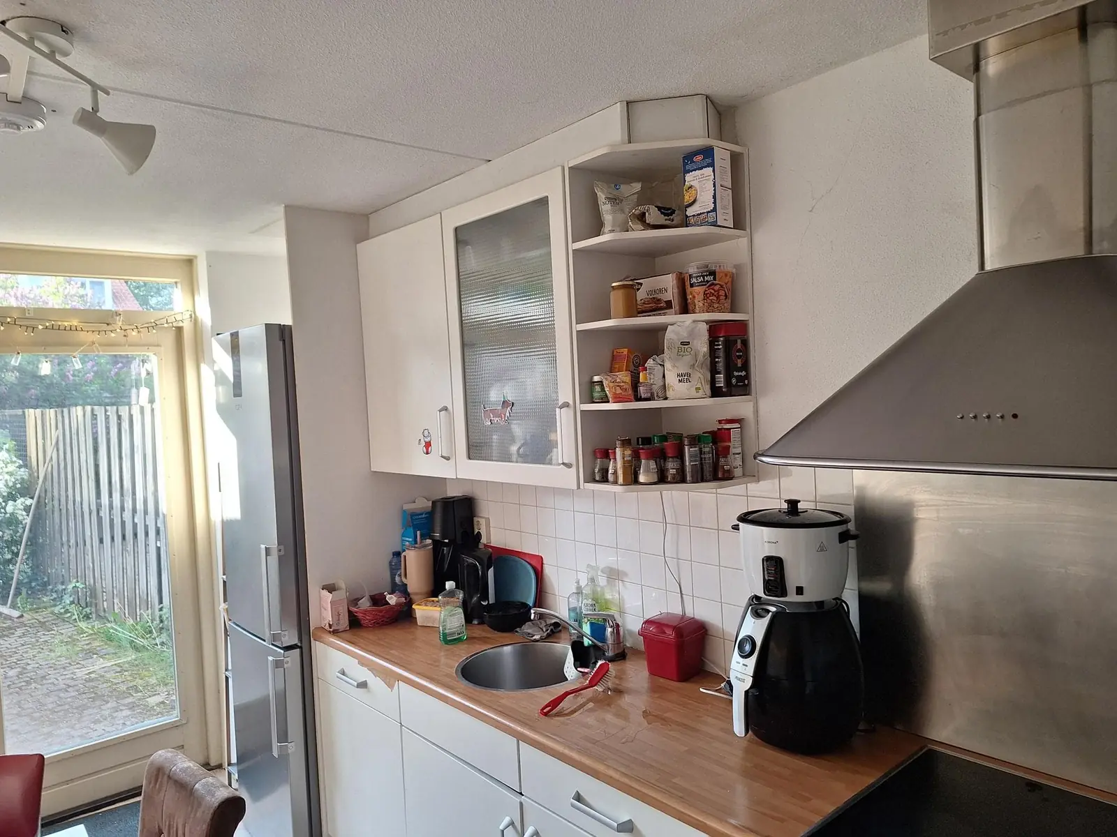 Image 6 of 6