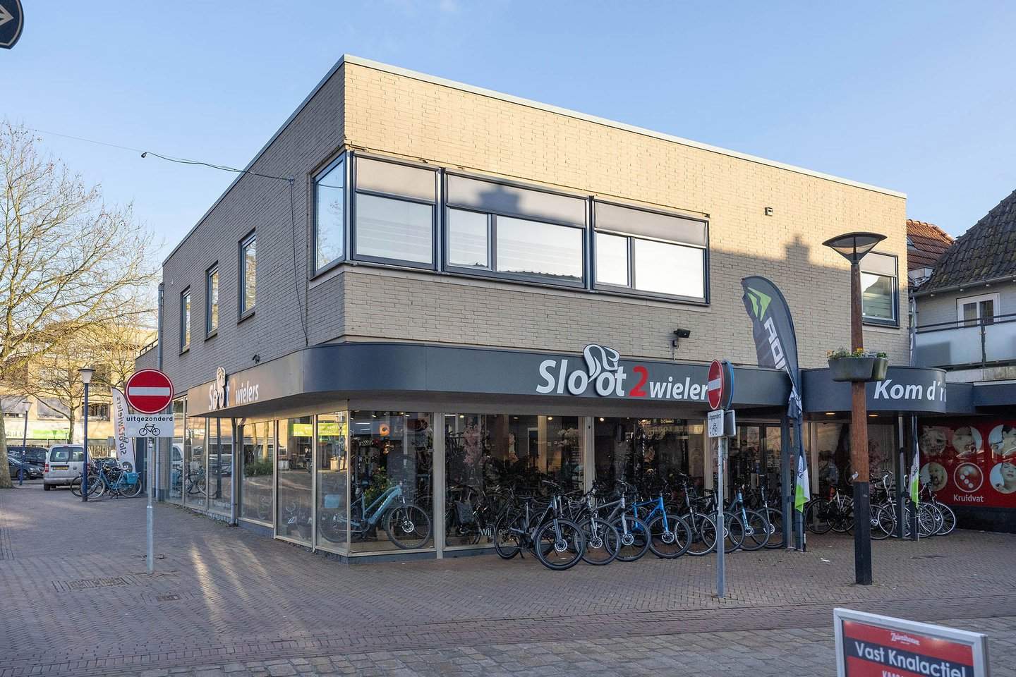 Afbeelding 1 van 12