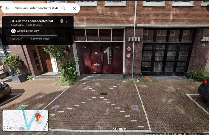 Image 1 sur 3