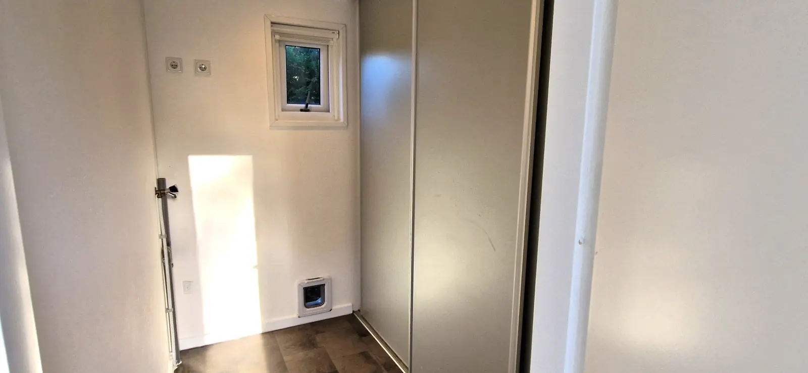 Image 10 of 10