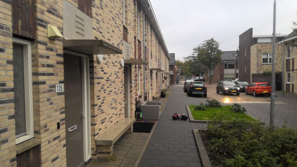 Afbeelding 2 van 6