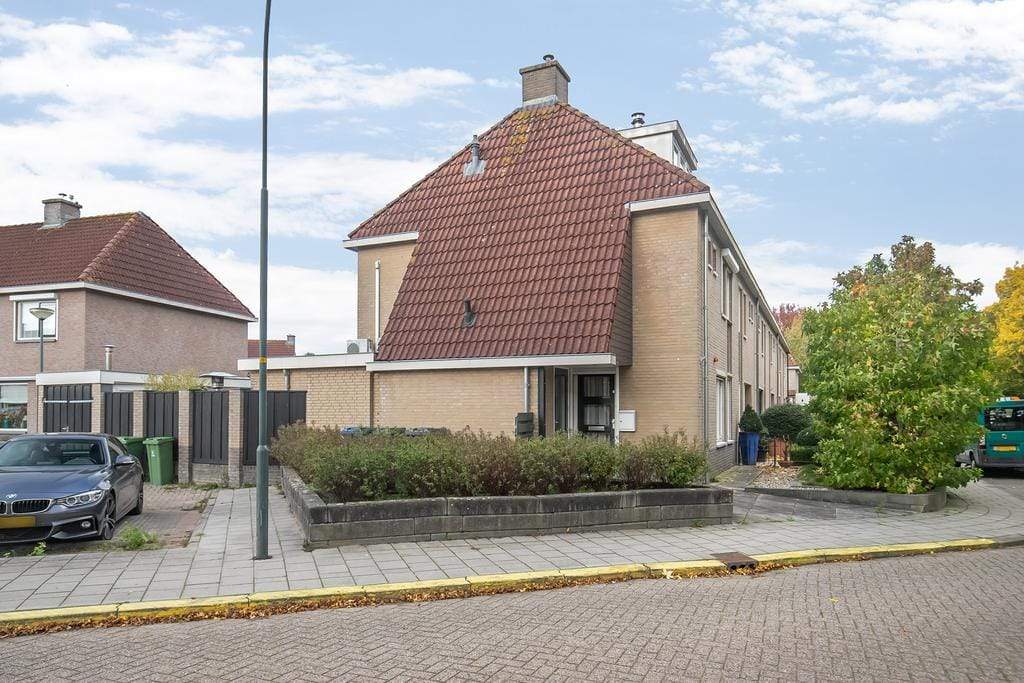 Image 20 of 22