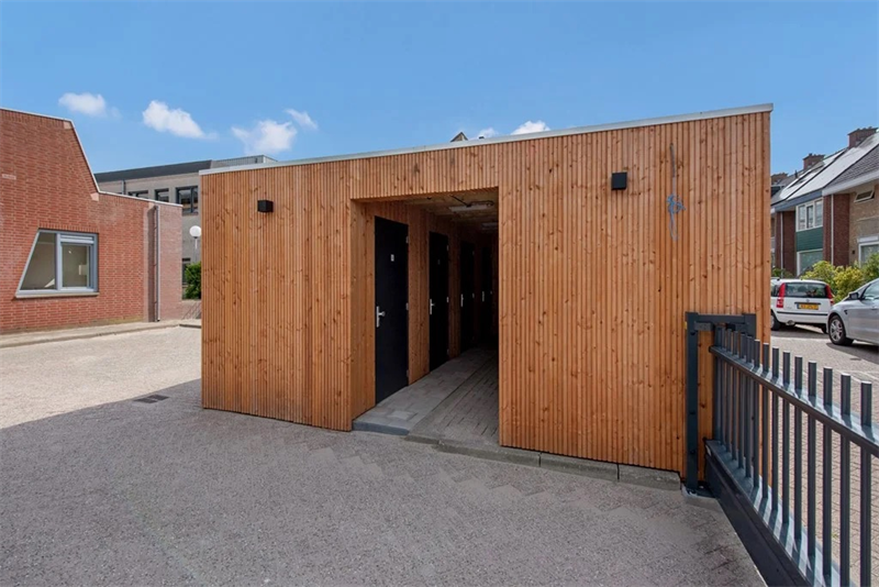 Image 22 of 25
