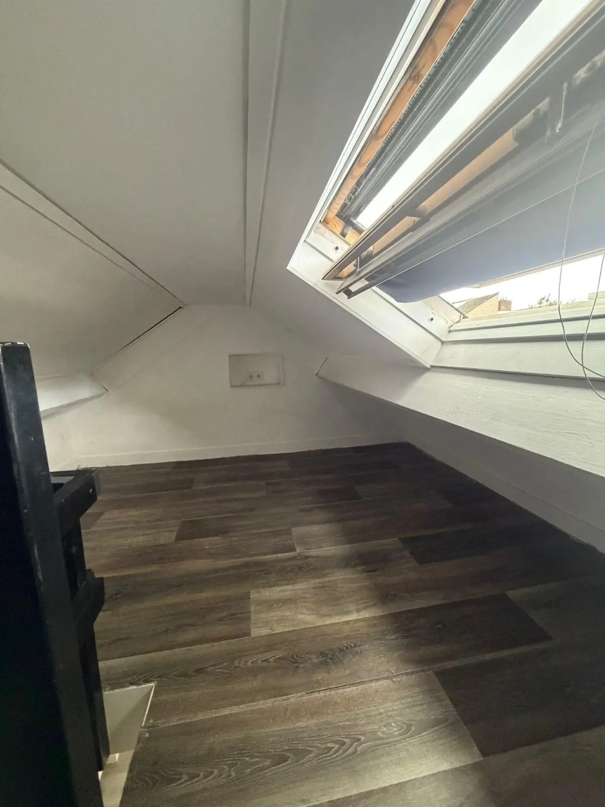 Image 4 of 8