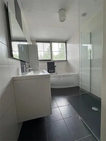 Casa pareada en Arnhemseweg, Barendrecht - En alquiler