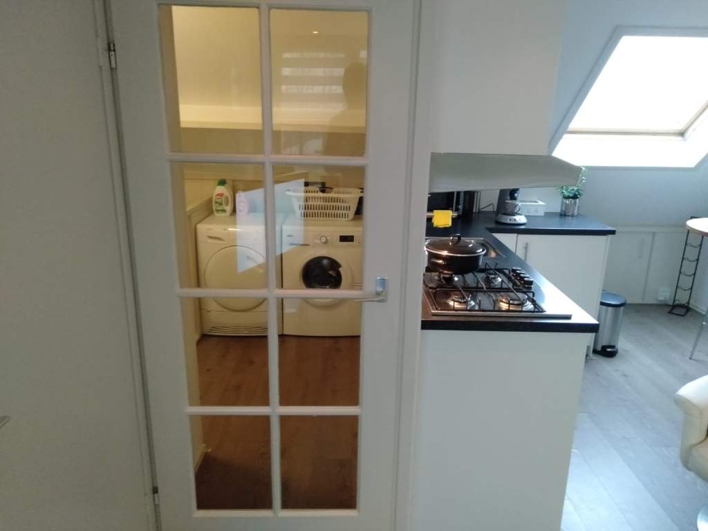 Image 4 of 17