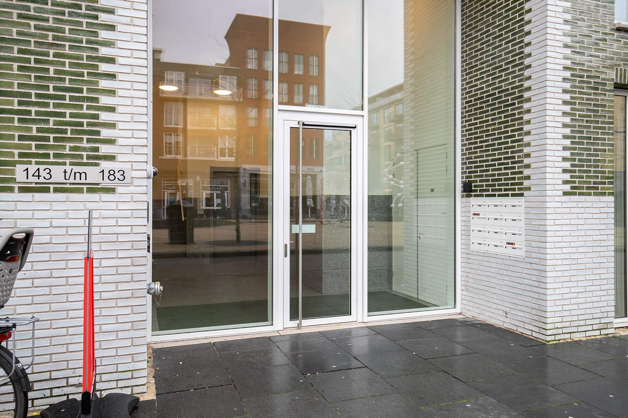 Afbeelding 1 van 25