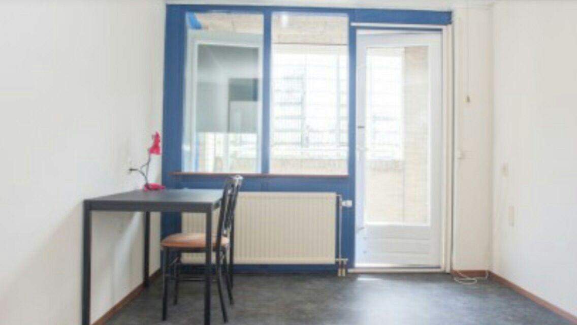 Bild 1 von 16