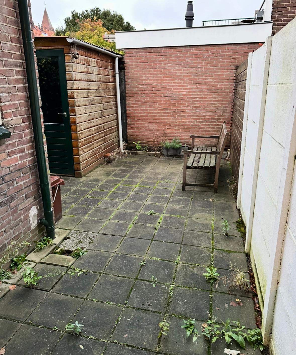 Image 2 of 9