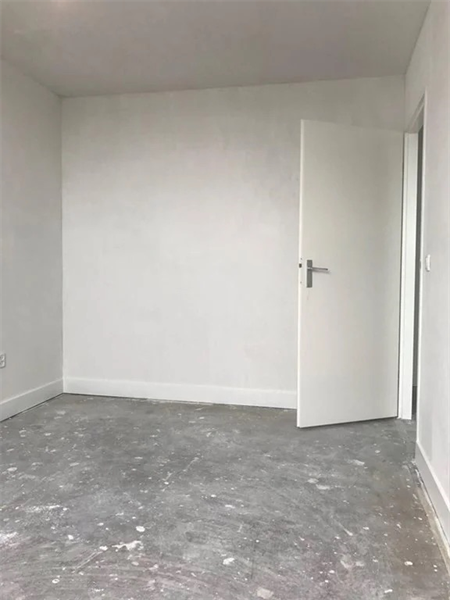 Image 4 of 11