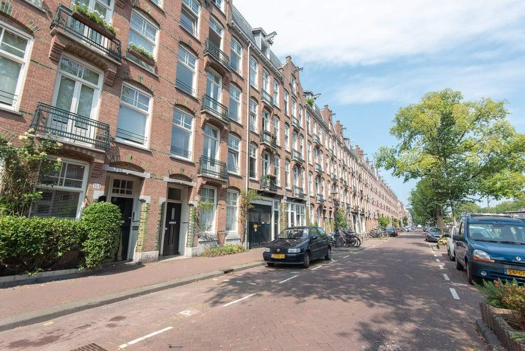 Afbeelding 1 van 16