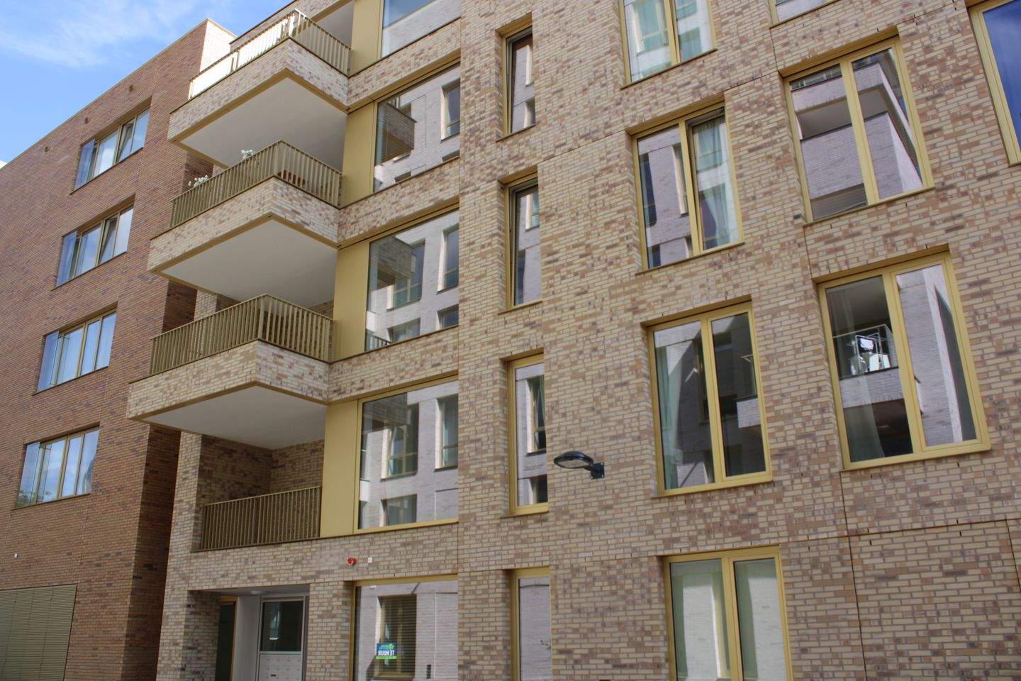 Bild 1 von 12