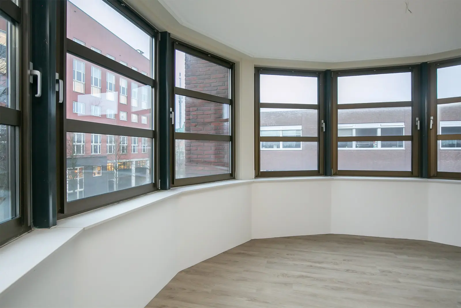Image 10 of 23