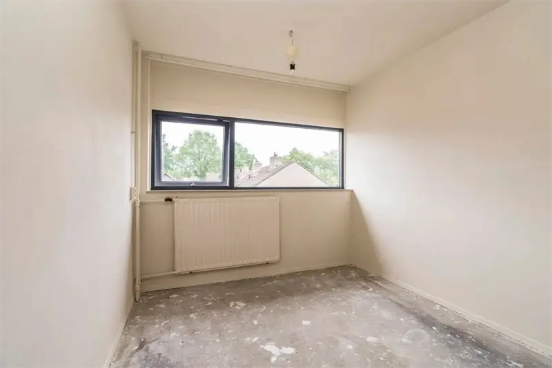 Image 15 of 23