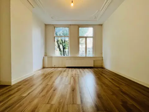 Studio Hugo de Grootstraat, Den Haag - For Rent