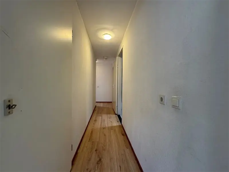 Image 7 of 14