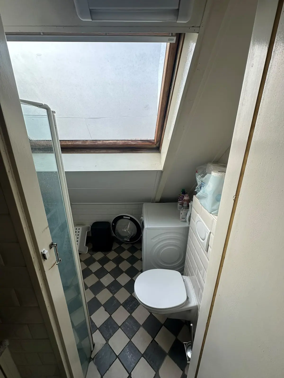 Image 10 of 10