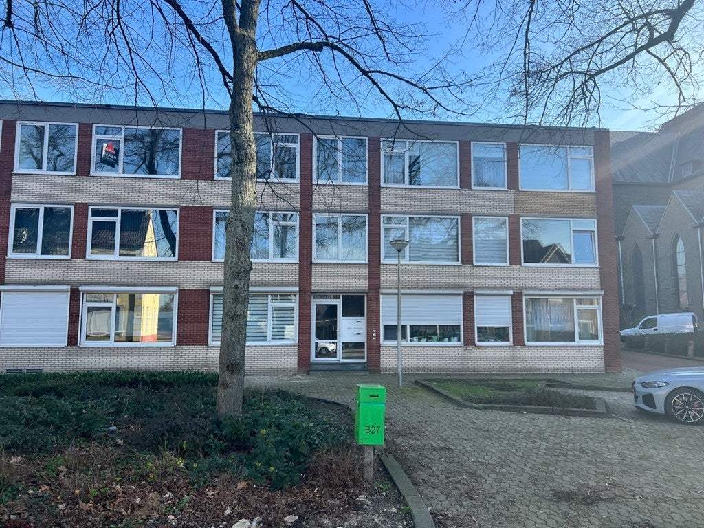 Afbeelding 1 van 8