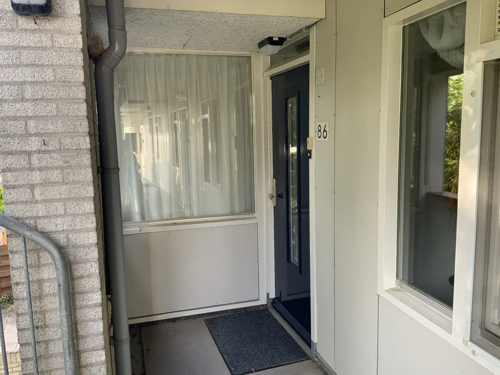 Image 4 of 13
